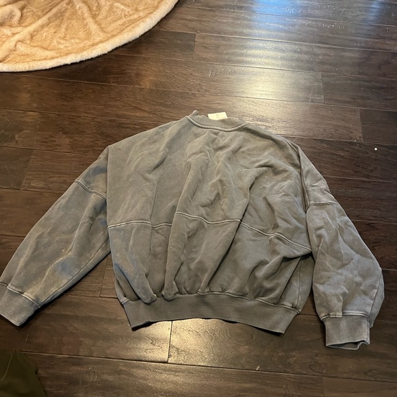 Zara zip up - Picture 3 of 3